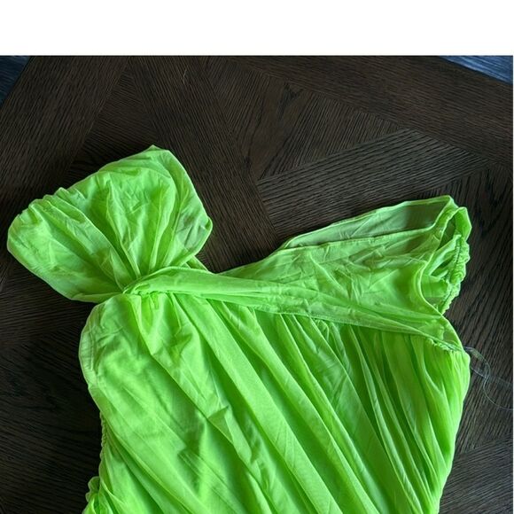 House of CB ADRIE NEON GREEN GATHERED MINI NWT Size M - Picture 9 of 9